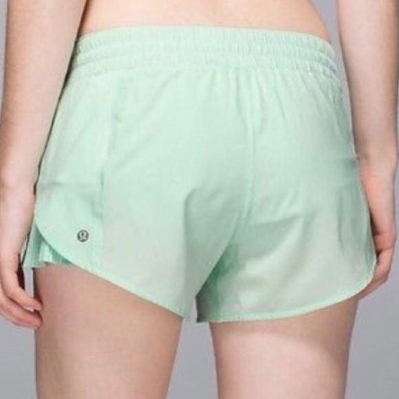 LULULEMON // Pleat to Street Short | Sea Mist - Picture 6 of 10